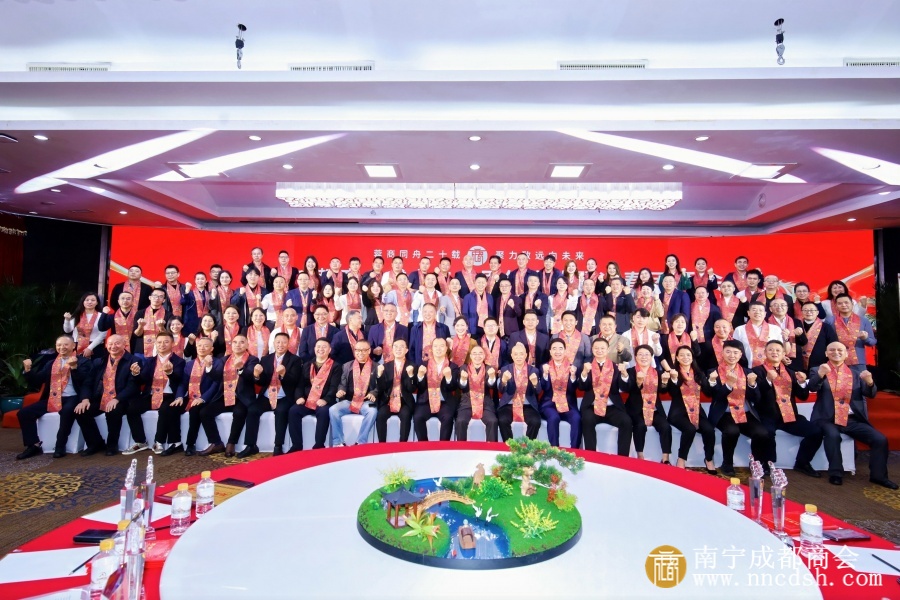 e041060dafd8492ba2f8b471f719921a~tplv-tt-origin-web_gif.jpeg e041060dafd8492ba2f8b471f719921a~tplv-tt-origin-web_gif.jpeg